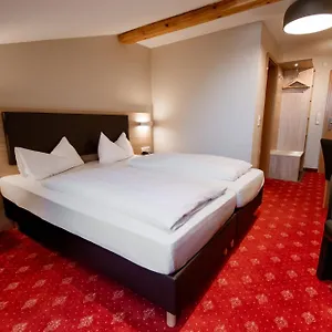 https://hotel-pockinger-hof-94060.com-bavaria.com