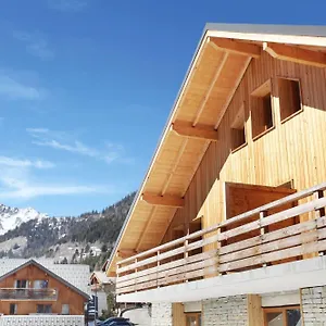 https://residence-odalys-le-crystal-blanc.hotels-rhonealpes.com