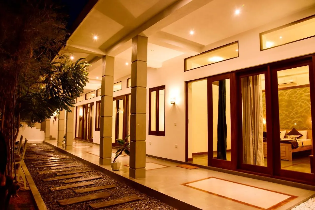 Hiru Lagoon Negombo